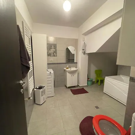 Friendly Two New Building By Chr Luxury Property Bukarest