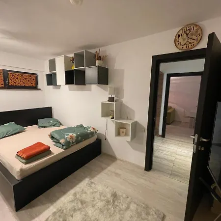 Friendly Two New Building By Chr Luxury Property * Bükreş